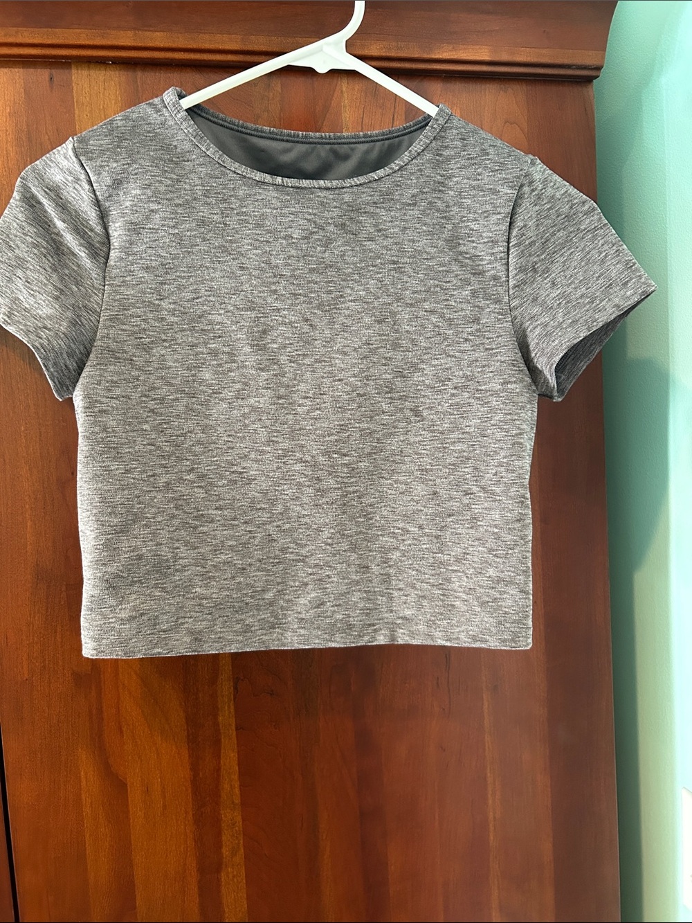 Gilly Hicks Charcoal Gray Active Crop Tank